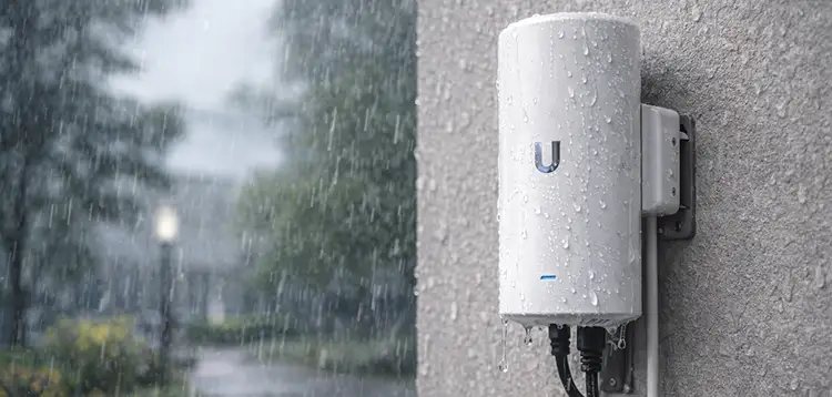 Weather-resistant Outdoor Ubiquiti Access Points operating reliably in outdoor conditions 4
